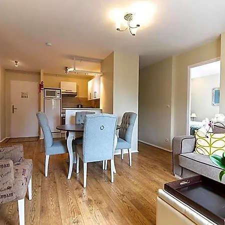 Club Wyndham Normandy Hotel apartamentowy Connelles